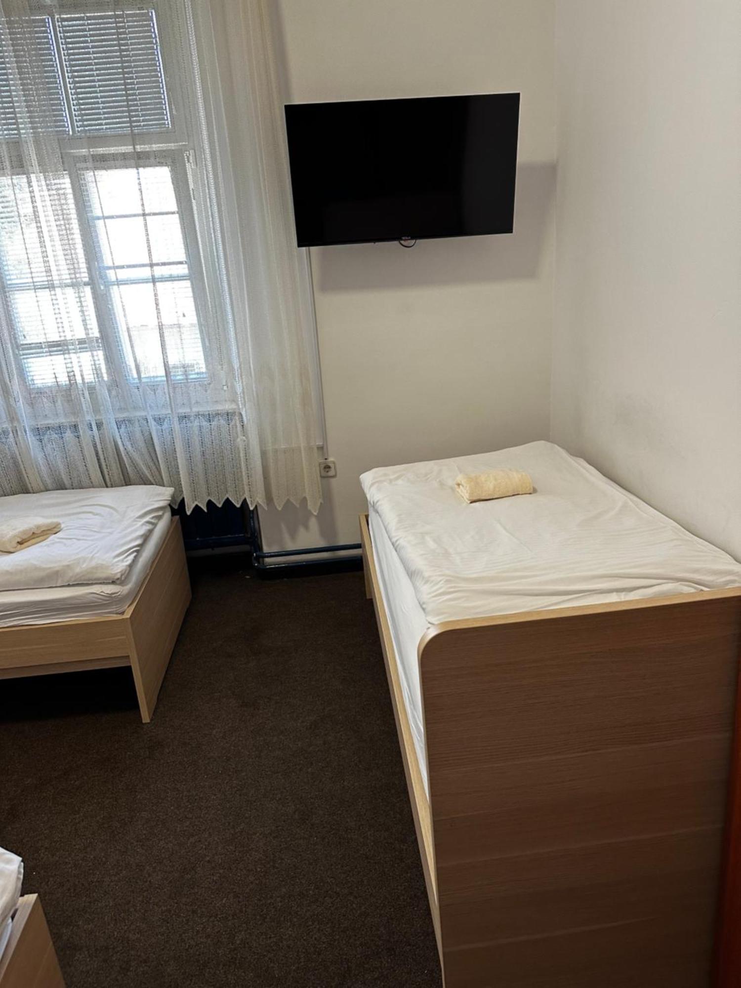 Guesthouse Pri Tonetu Ptuj Luaran gambar